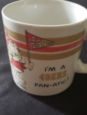 Garfield San Francisco 49ers Fan Ceramic Coffee Mug - White and Gold
